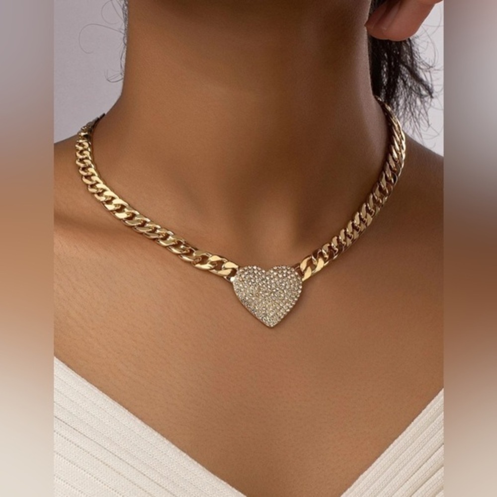 Gold Rhinestone Heart Pendant Necklace